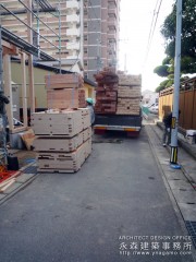 クレーン車を使わずに手上げで上棟1 クレーン車を使わずに手上げで上棟1