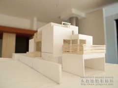「敷地の高低差を最大限に生かした家」オープンハウス二日目が終了2