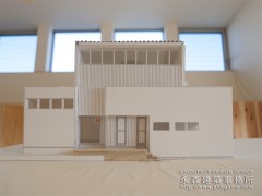 「トップサイドライトが印象的な事務所付き住宅」オープンハウス二日目が終了しました2