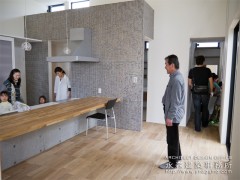 オープンハウス:『広い敷地に建つ平屋建ての家』一日目4