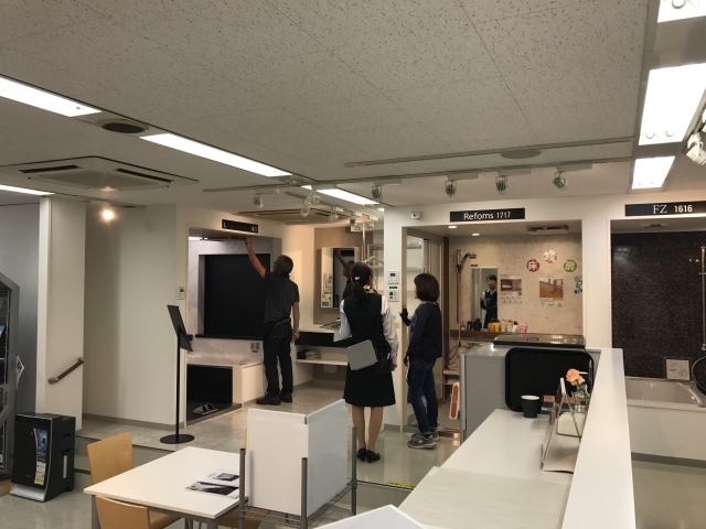 ショールーム見学!