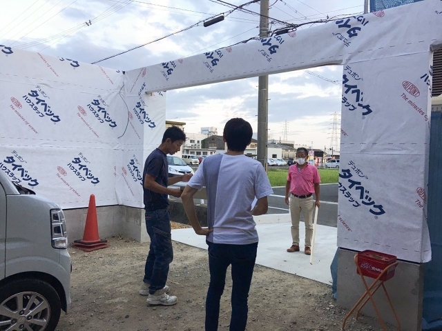 照明と外構の打ち合わせ中!