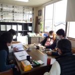 内装材の色決めの打合せ!