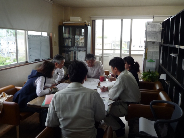 建具の打ち合わせ中!