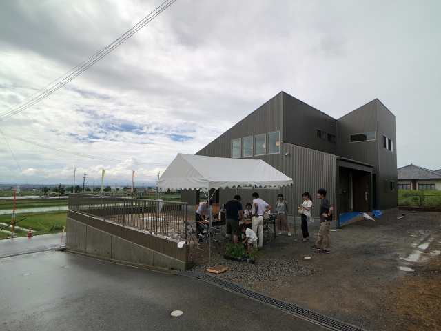 「高台に建つ家」オープンハウス1